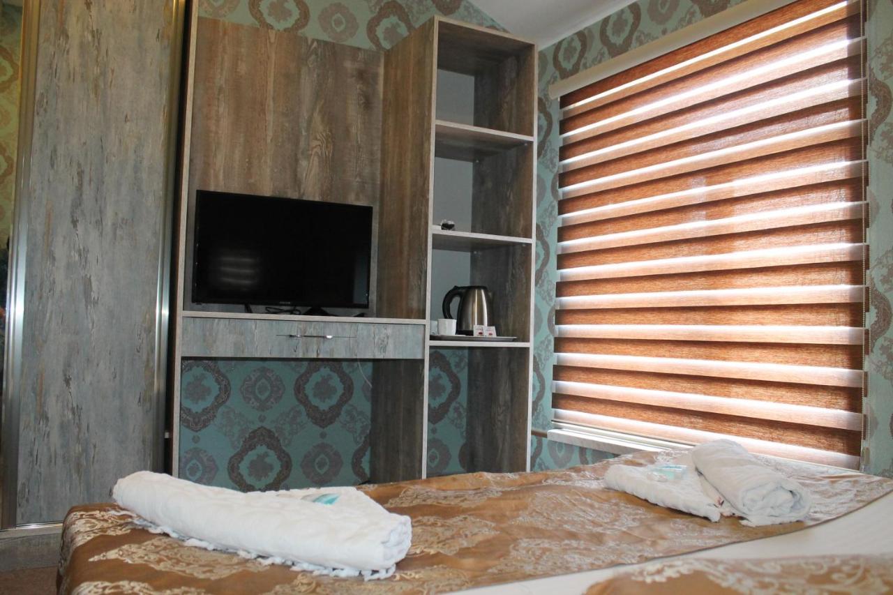 East House Hotel Baky Esterno foto